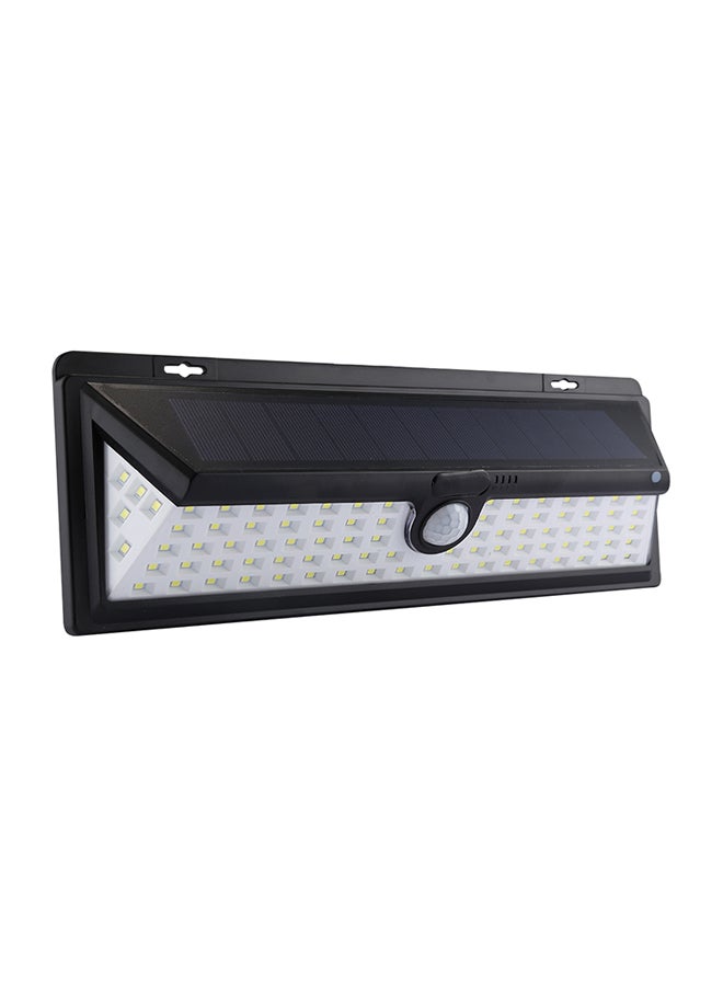 ماركة غير محددة مصباح LED يعمل بالطاقة الشمسية ومقاوم للماء ومزود بجهاز استشعار للحركة يستشعر الأشعة تحت الحمراء السلبية ومزود بعدد 90 لمبة LED أسود 32x12x6سم  - Image 1