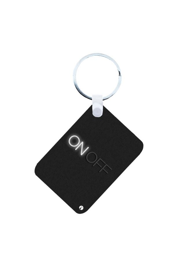 بي بي سلسلة مفاتيح بطبعة تحمل عبارة "On/Off" أسود / أبيض/ فضي
