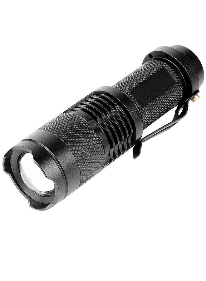 LED Zoomable Flashlight Black 14x4x4cm - Image 1