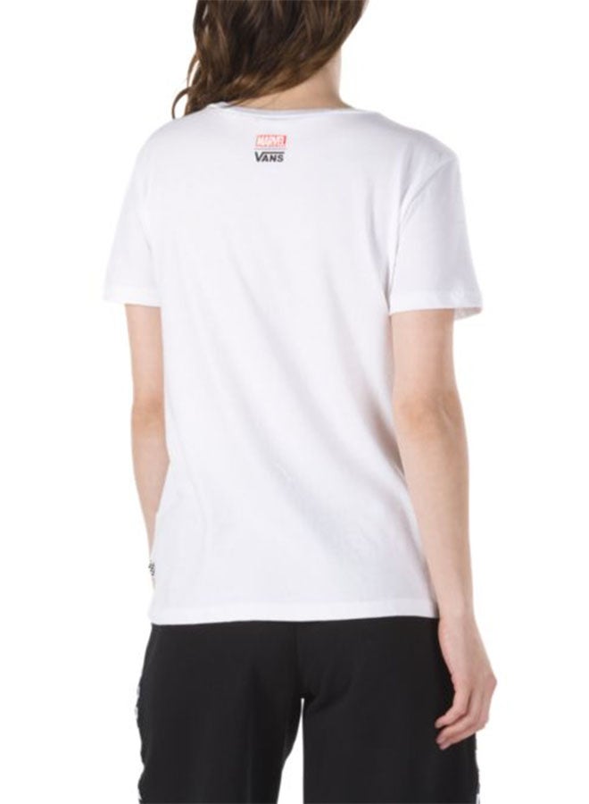 Captain Marvel Basic Tshirt White