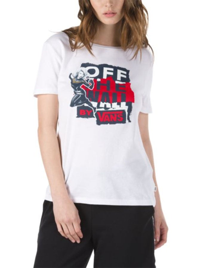 Captain Marvel Basic Tshirt White
