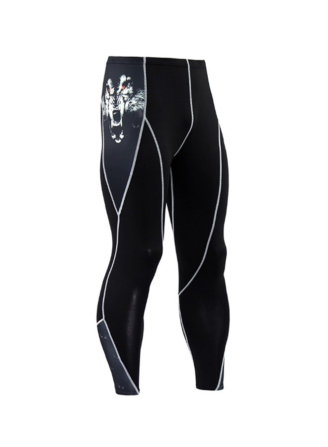 طقم رياضي مكون من تيشيرت بأكمام طويلة وبنطال أسود - Image 3