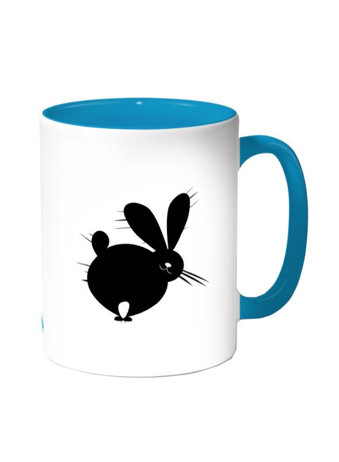 ديكالاك مج قهوة مزين بطبعة أرنب أبيض/أزرق - Image 1