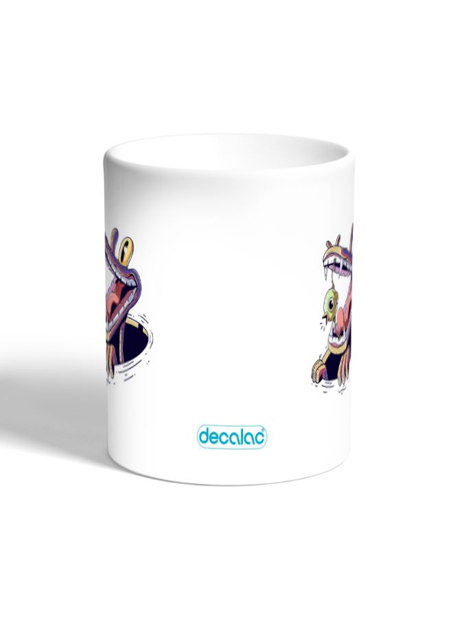 ديكالاك مج قهوة مزين بطبعة تمساح وعصفور أبيض/ أسود - Image 2