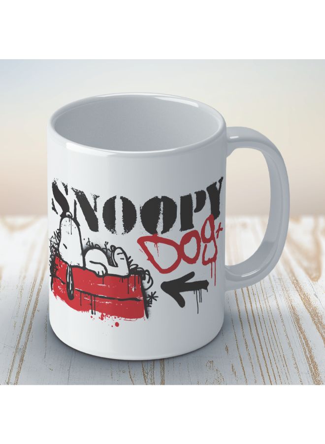 واكيليشيس مج قهوة بنمط الكتب الهزلية بينوتس مطبوع عليها عبارة "Snoopy Dog X" أبيض 8.2 x 9.5سم - Image 2