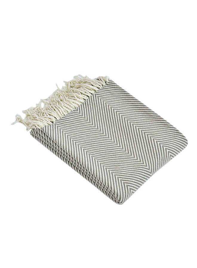Geometric Pattern Knitting Blanket polyester Grey 130x150cm - Image 1