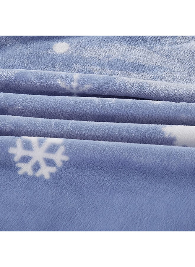 بطانية ناعمة مزينة بطبعة حروف cotton أزرق 120x200سم  - Image 5