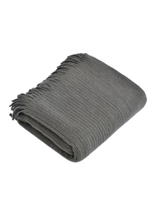 بطانية ناعمة كاجوال ومحيكة وبلون سادة بوليستر رمادي داكن 125x150Ø³Ù†ØªÙŠÙ…ØªØ± - v1569324607/N30162058A_1