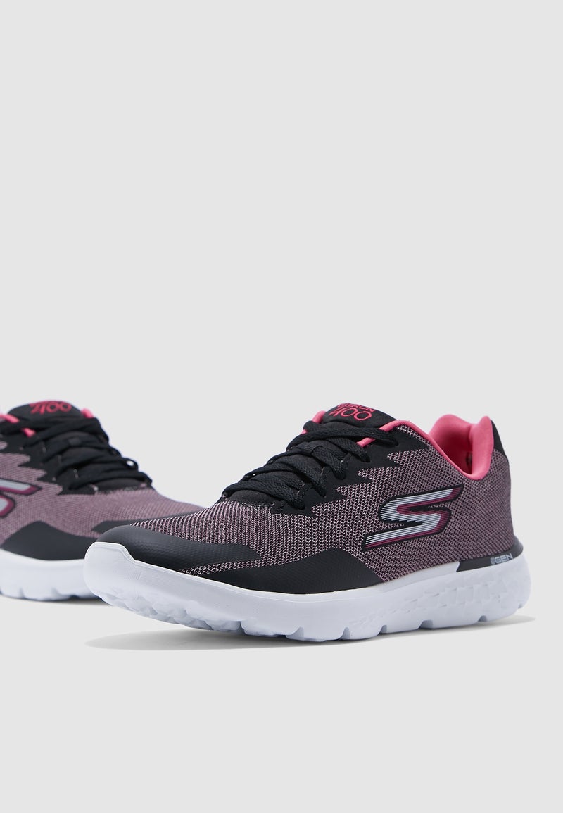 Go Run 400 Trainers Multicolour