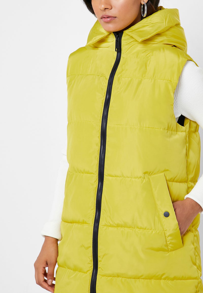 Reserved Hooded Sleeveless Quilted Jacket Green - Image 3