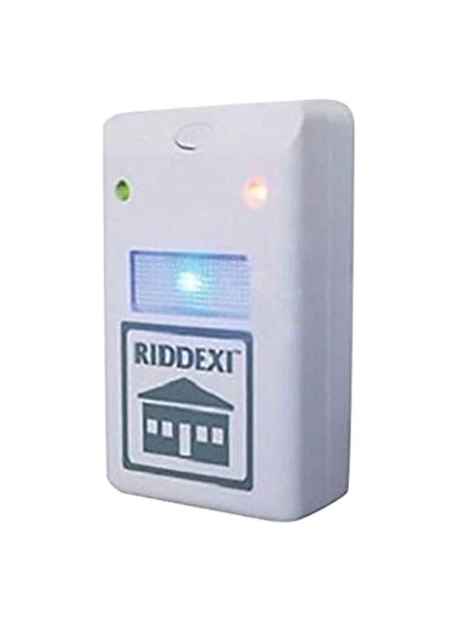 جهاز مكافحة الآفات أبيض