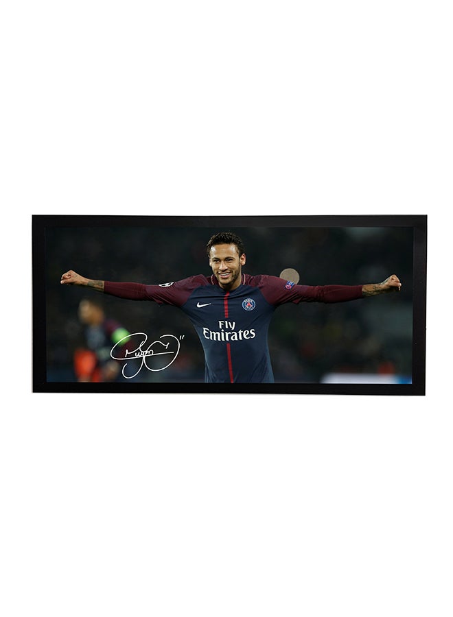 ملصق موقّّع بخط اليد يحمل صورة لاعب نادي باريس سان جيرمان نيمار مزود بإطار متعدد الألوان 50x23سم
