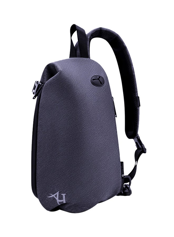 أركتيك هانتر حقيبة كروس رياضية كاجوال تحمل على الصدر مثالية للسفر والأماكن الخارجية مزودة بمنفذ USB خارجي للشحن