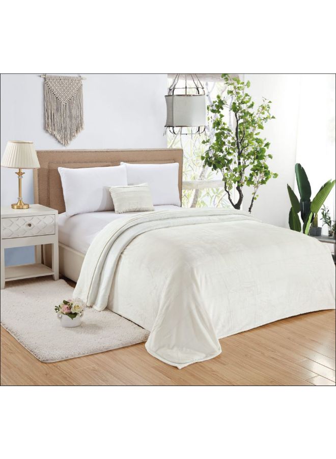 Moon Soft Flannel Bed Blanket Off Flannel Off White 200x220cm  - Image 1