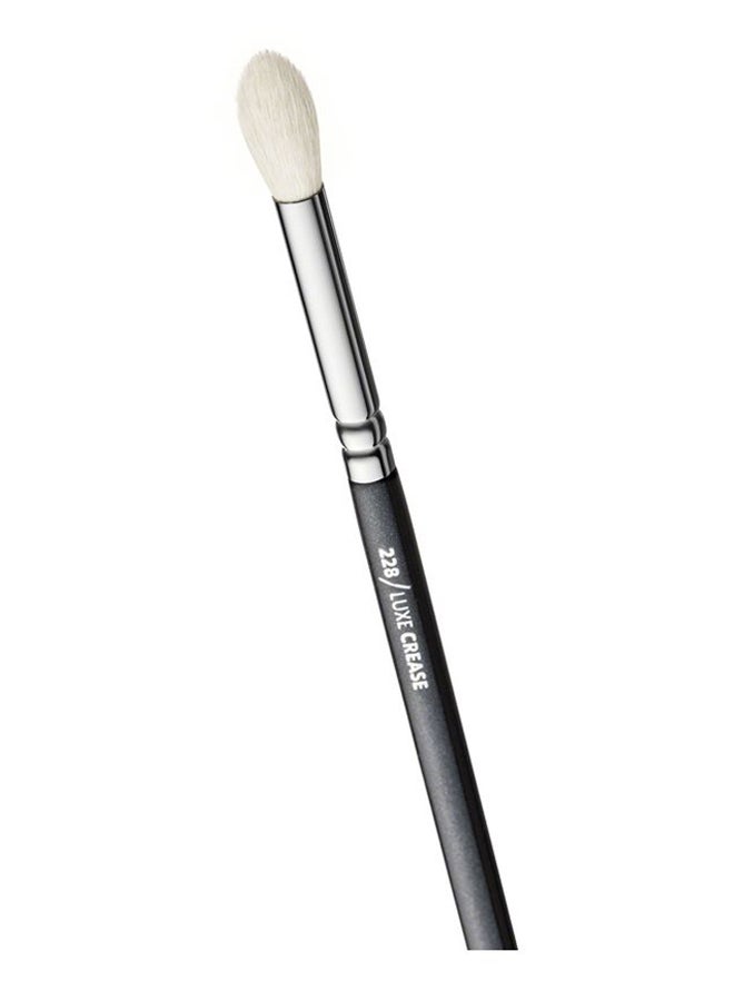 Zoeva Luxe Crease Brush Black  - Image 2