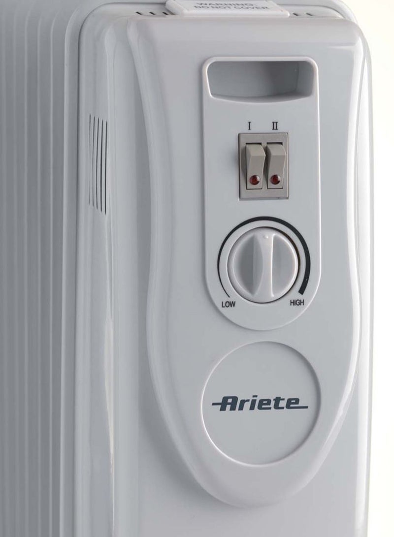 Ariete 11 Fins Oil Filled Radiator Room Heater 2000W 2000.0 W 835 White/Black  - Image 2
