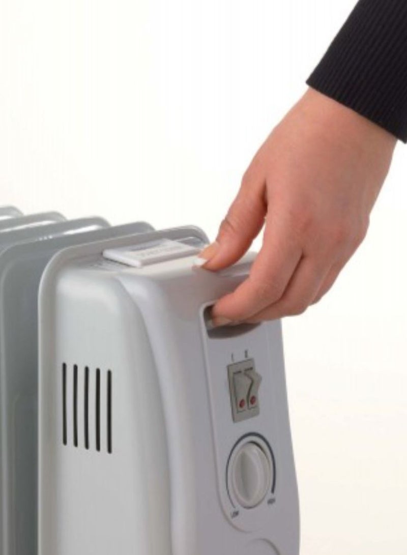 Ariete 11 Fins Oil Filled Radiator Room Heater 2000W 2000.0 W 835 White/Black  - Image 3