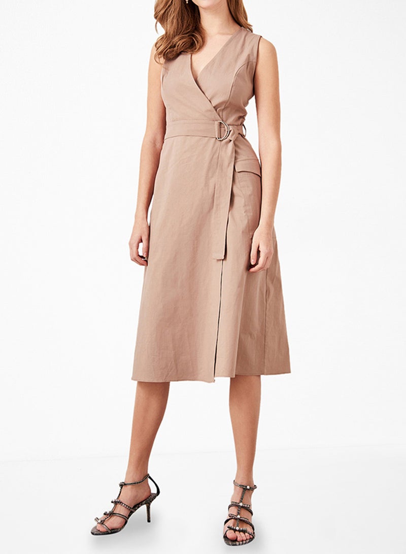 ترينديول Sleeveless Wrap Dress Cream - Image 1