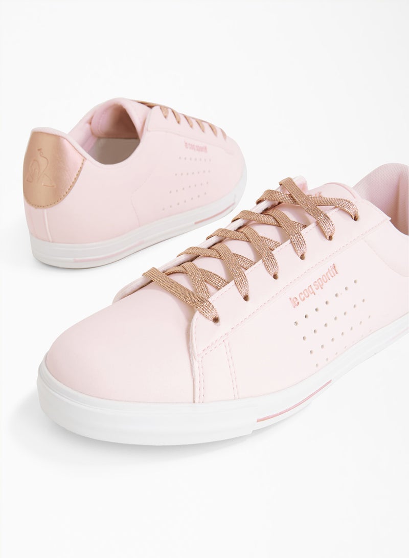 le coq sportif - Agate Boutique Low Top Sneakers Nubuck Cloud Pink - Image 1