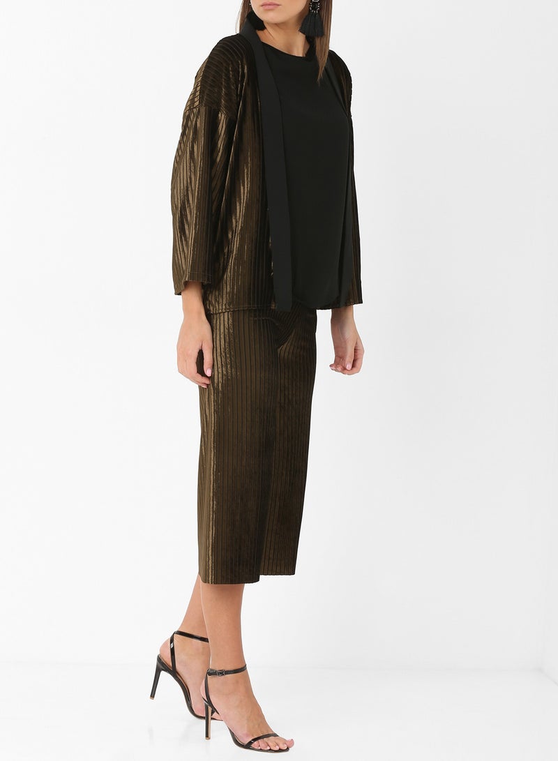 ستوك بنطال تنورة مخملي بتصميم مخطط زيتون - Image 3