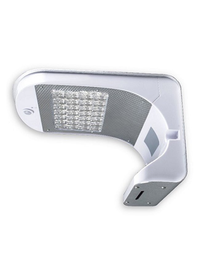 نافيتاس مصباح حائط للحدائق يعمل بالطاقة الشمسية بسطوع 1000 لومن (10 وات) مع جهاز استشعار الأشعة تحت الحمراء السلبي أبيض/فضي - Image 4