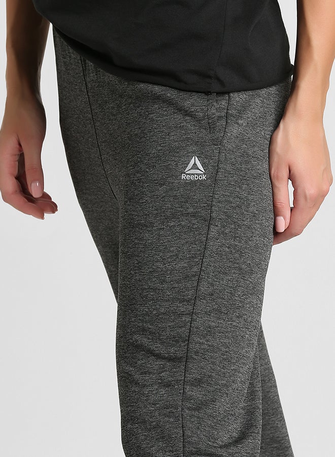 Reebok Run Jogger Pants Solid Grey - Image 3