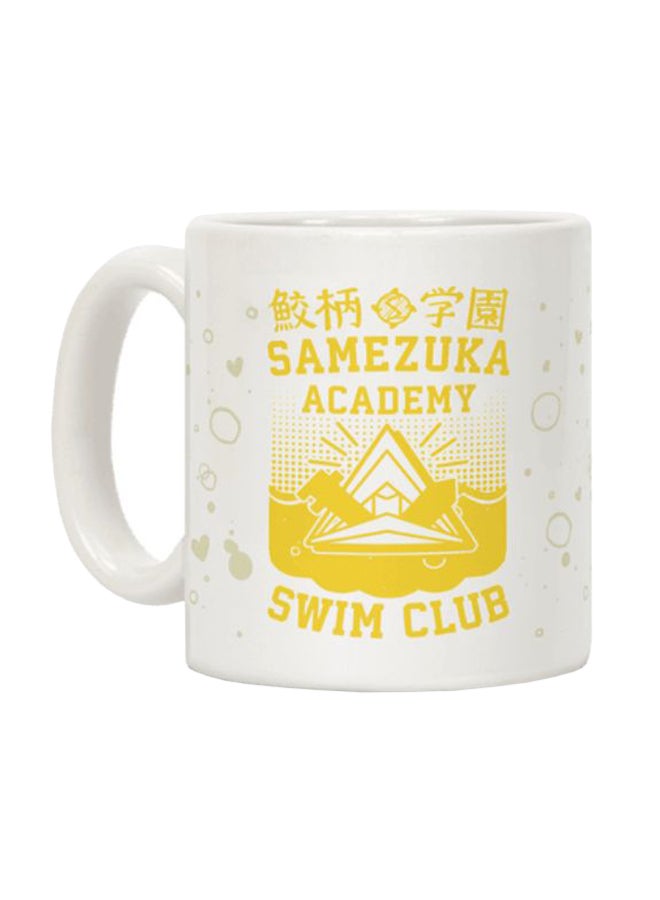 مج قهوة بطبعة "Samezuka Academy Swim Club" أبيض