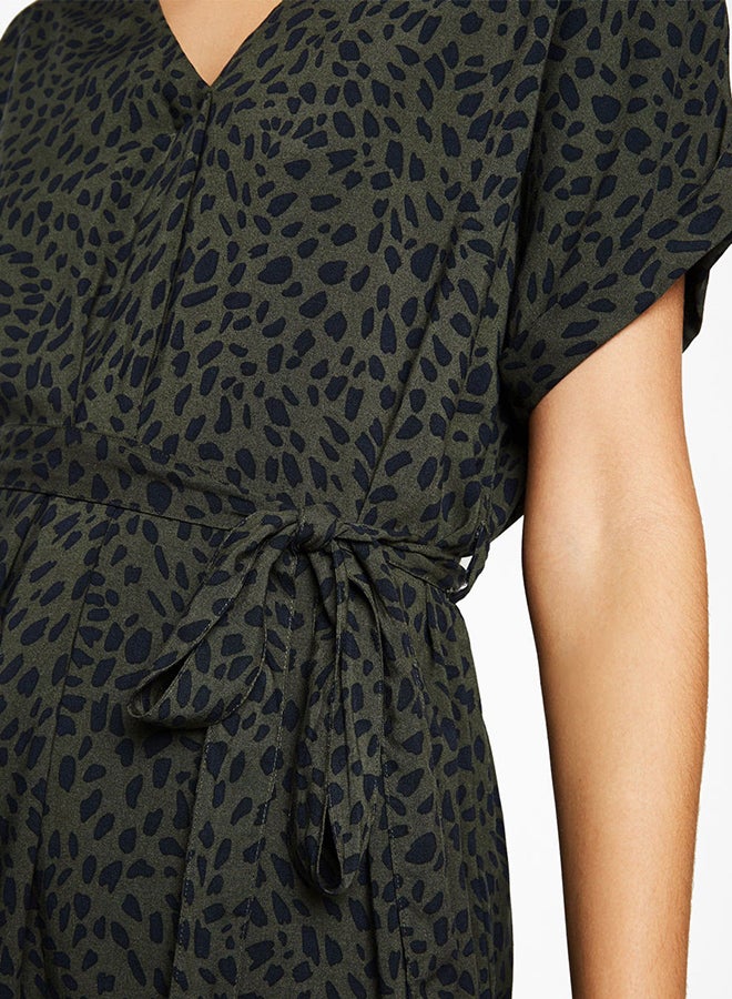 نيو لوك فستان قصير بطبعات متعددة بلون أخضر نقشة خضراء - Image 4