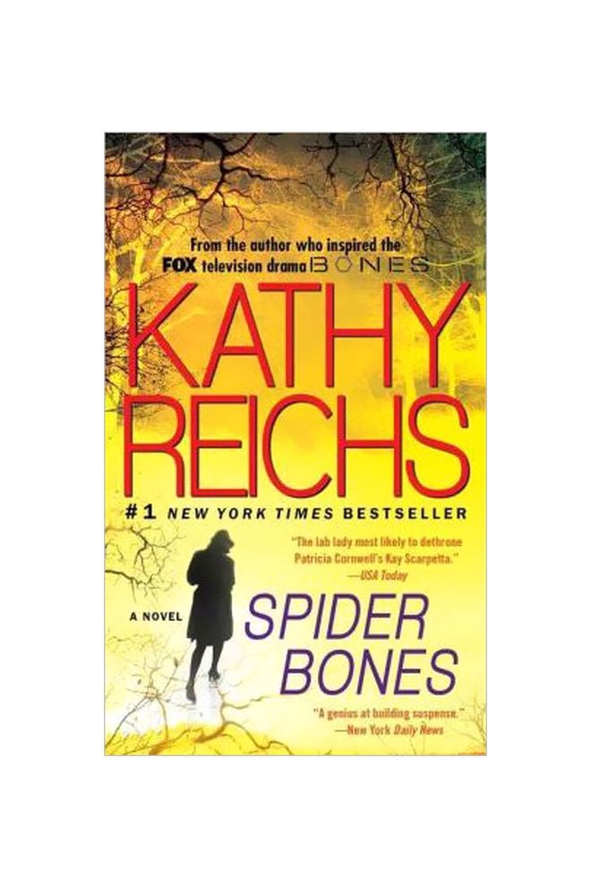 Spider Bones paperback english - 40743