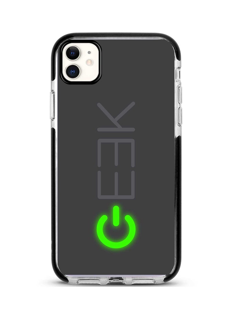 غطاء حماية واق لهاتف أبل آيفون 11 مطبوع بالكامل بكلمة "Geek" بتصميم وضع التشغيل