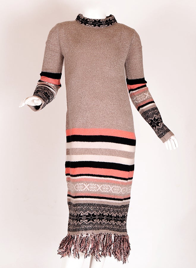 بسكوتي فستان برقبة عالية وأكمام طويلة بني - Image 1