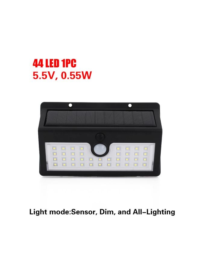 مصباح LED يعمل بالطاقة الشمسية مزود بجهاز استشعار الحركة أبيض/ أسود 18x12x6سم - Image 2