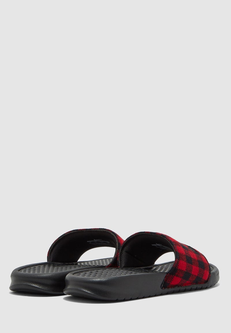 Nike - Benassi JDI SE Slides Flip Flop Black/Red - Image 1