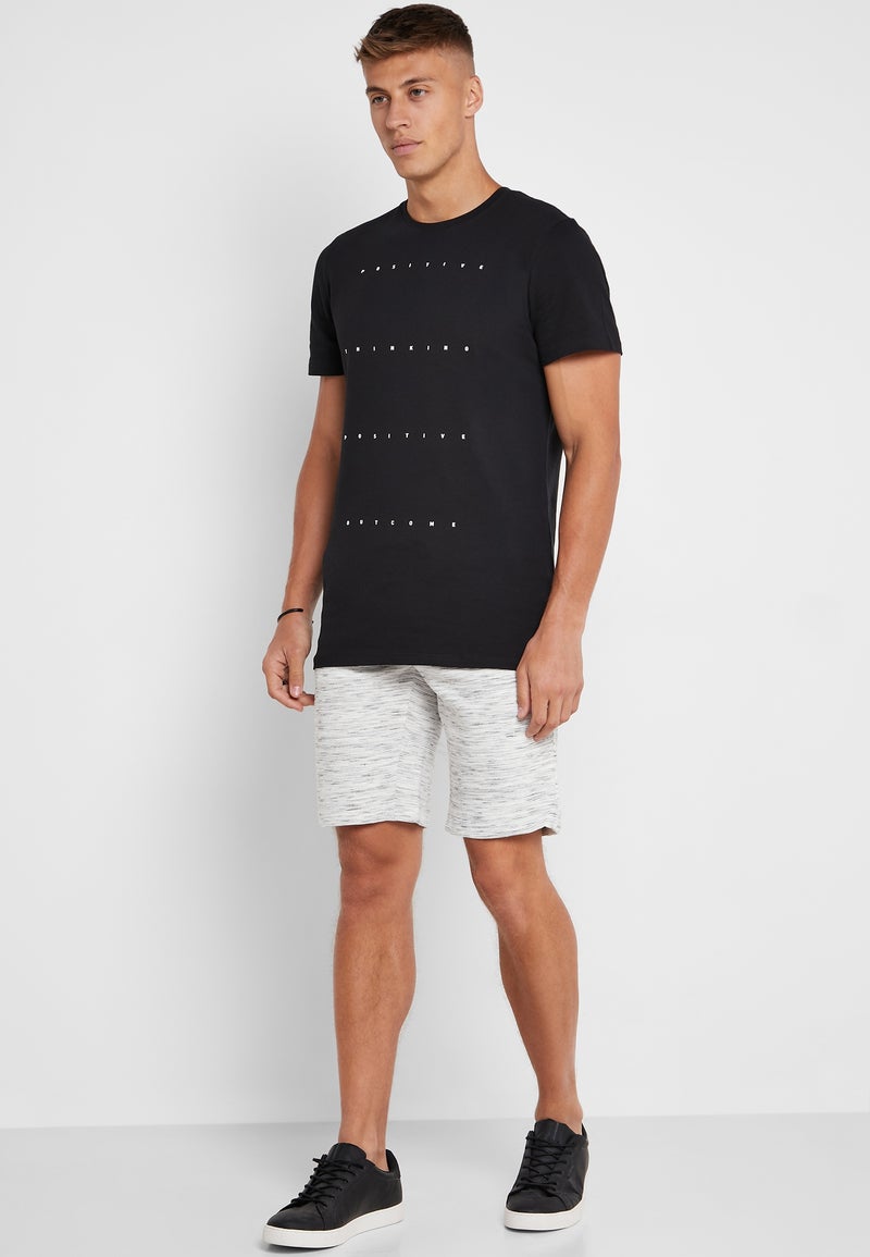 ايكونيك شورتات نسيجية أوف وايت - Image 2