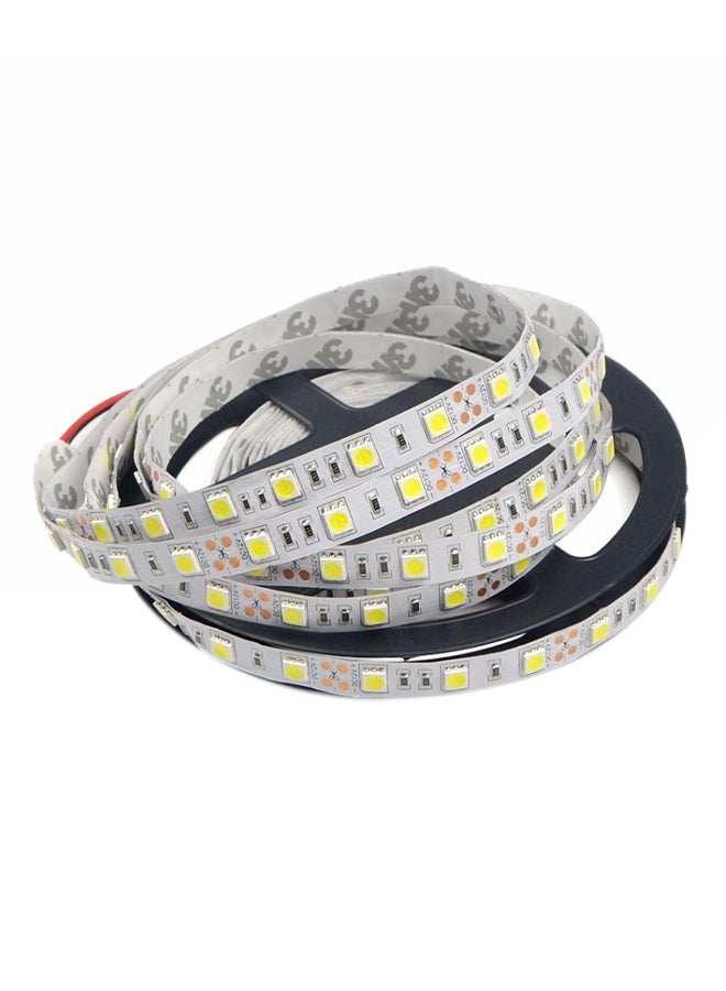 واي دابليو إكس لايت - طقم شريط إضاءة LED بتصميم مضاد للماء وخاصية خفض الإضاءة أبيض بارد 28 x 25 x 5سم - Image 1
