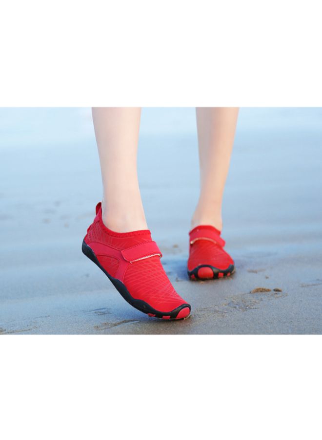 Slip-On Casual Sneakers Red  - Image 4