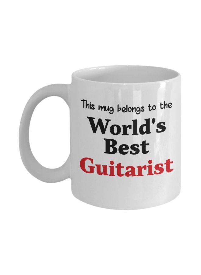 مج قهوة بطبعة عبارة "World's Best Guitarist" أبيض/أسود/أحمر