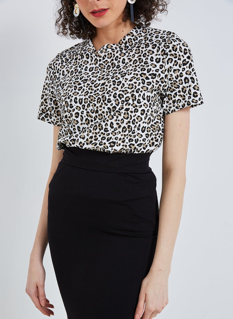 High Streets Round Neck Printed T-Shirt Black/White/Brown  - Image 4