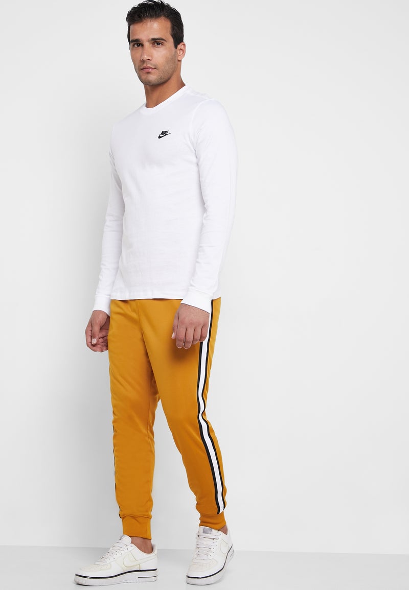 Nike NSW Club Long Sleeves T-Shirt White  - Image 3