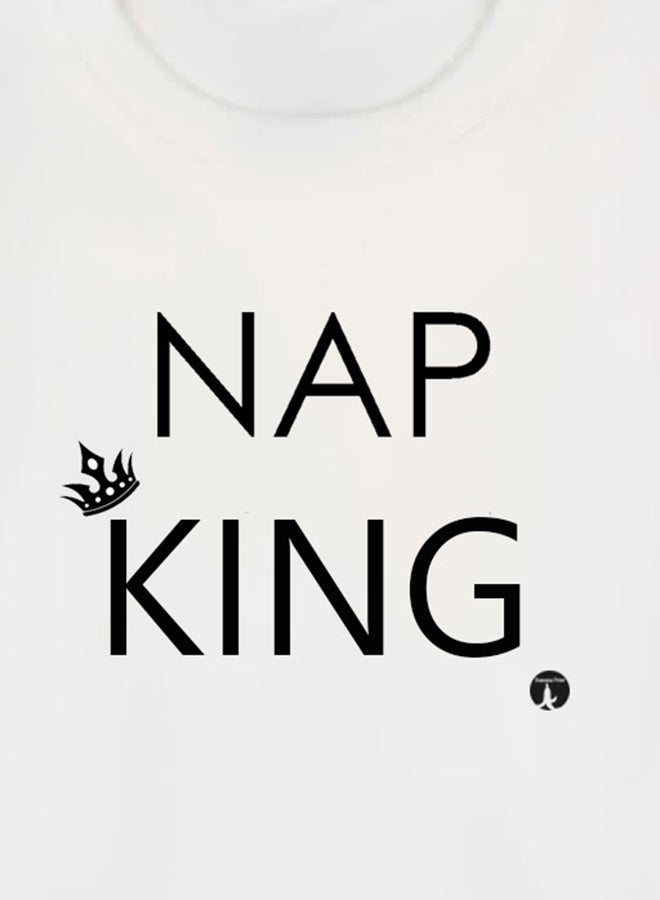 بي بي تيشيرت مطبوع عليه عبارات باللغة الإنجليزية أبيض - Image 3