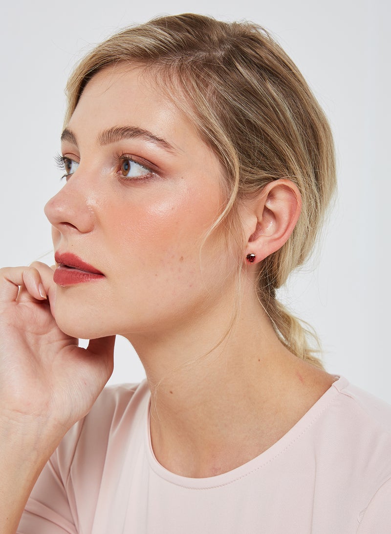 Capri Gold 18 Karat Gold Garnet Trilliant Earrings - Image 4