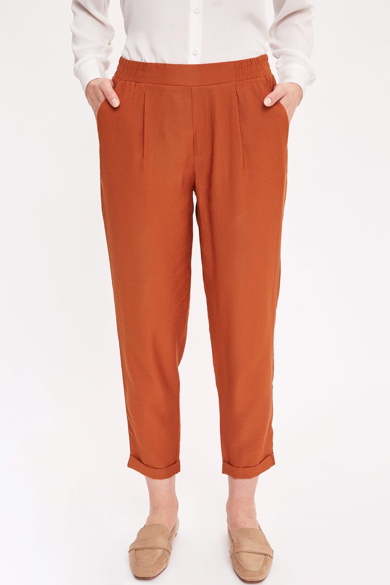 ديفاكتو بنطال جري كاجوال برتقالي - Image 1