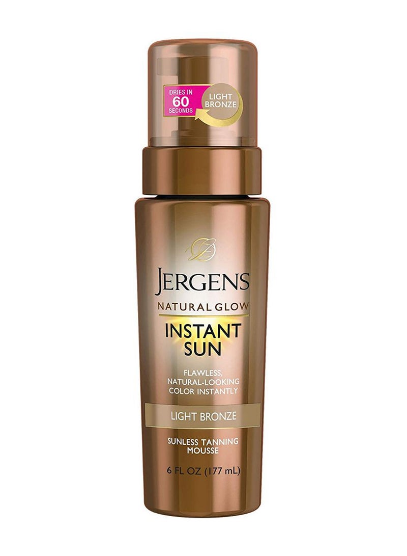 Jergens Natural Glow Instant Sunless Tanning Mousse Light Bronze  - Image 1