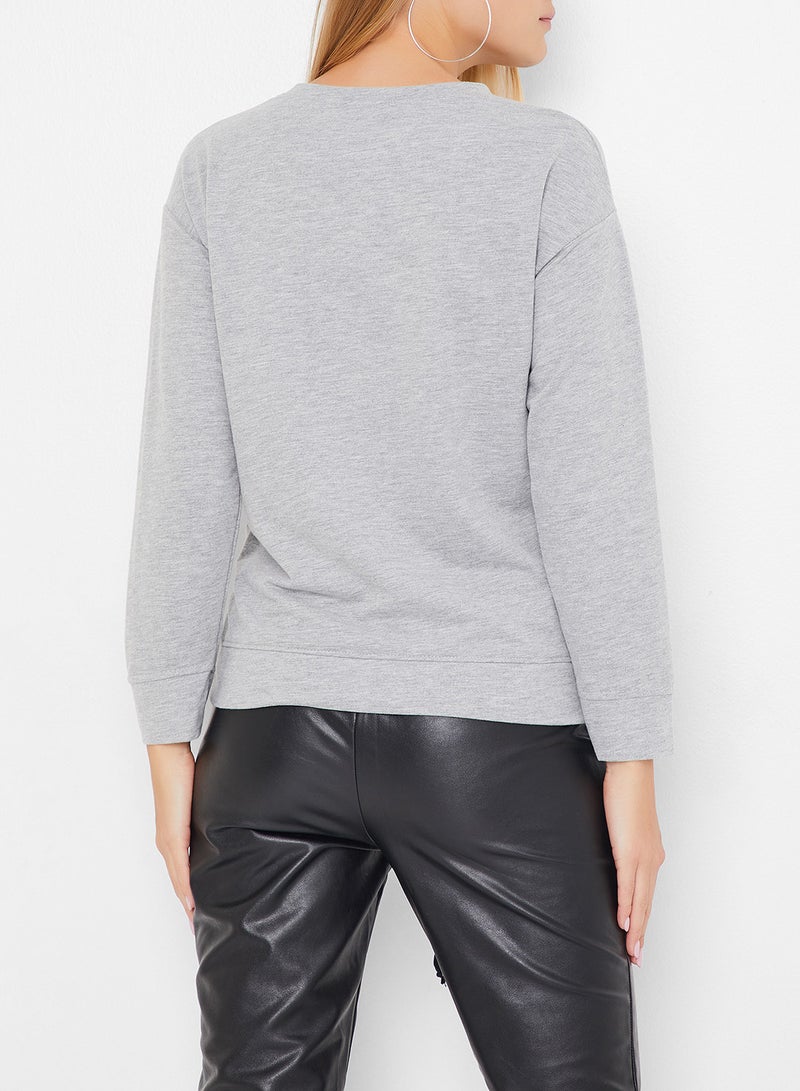 هاي ستريتس سويتشيرت بتفصيلة حجر الراين صناعي رمادي - Image 3