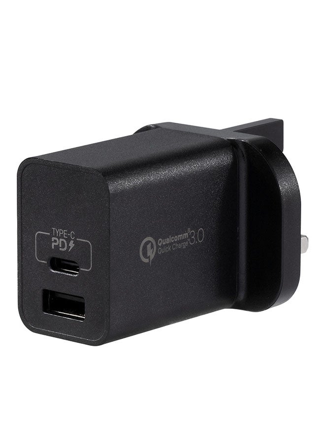 موماكس شاحن سريع UM13 بقابس بريطاني بقدرة 18 وات ومنفذ USB-C بتقنية PD + منفذ USB 3.0 أسود  - Image 1
