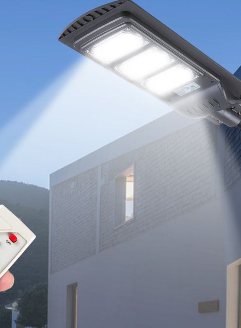 مصباح LED يعمل بالطاقة الشمسية، ومزود بجهاز استشعار للحركة رمادي 63X7X25سم  - Image 3