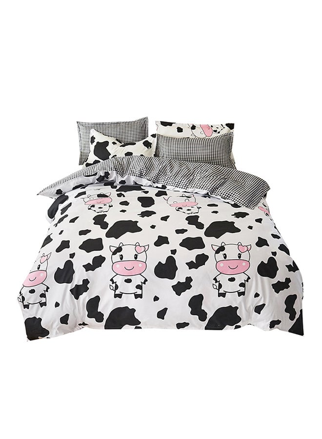 بيوينتي طقم مفرش سرير بتصميم هابي كاو بنقشة بقرة مكون من 4 قطع بوليستر أبيض/أسود/وردي Duvet Cover 150x200 Cm, Bed Sheet 160x220 Cm, Pillow Cover 48x75 - Image 1