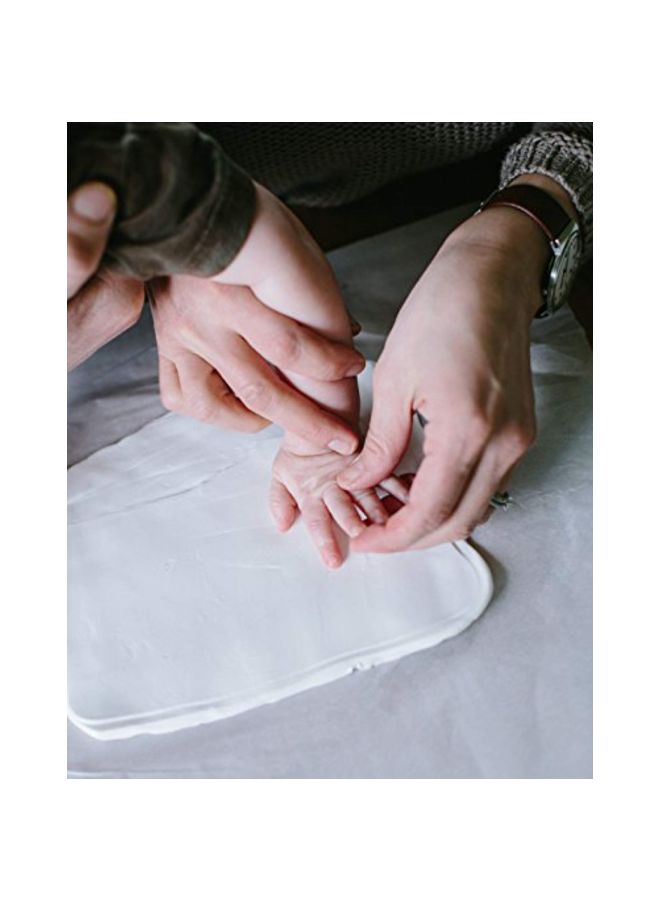pearhead - Handprint Or Footprint Keepsake Tin - Image 1