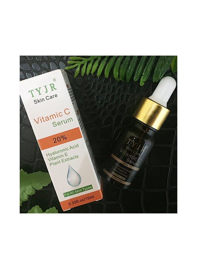 تي واي جي ار مجموعة سيروم تفتيح بحمض الهيالورونيك وفيتامين C مكونة من 3 قطع . 10ملليلتر - Image 2