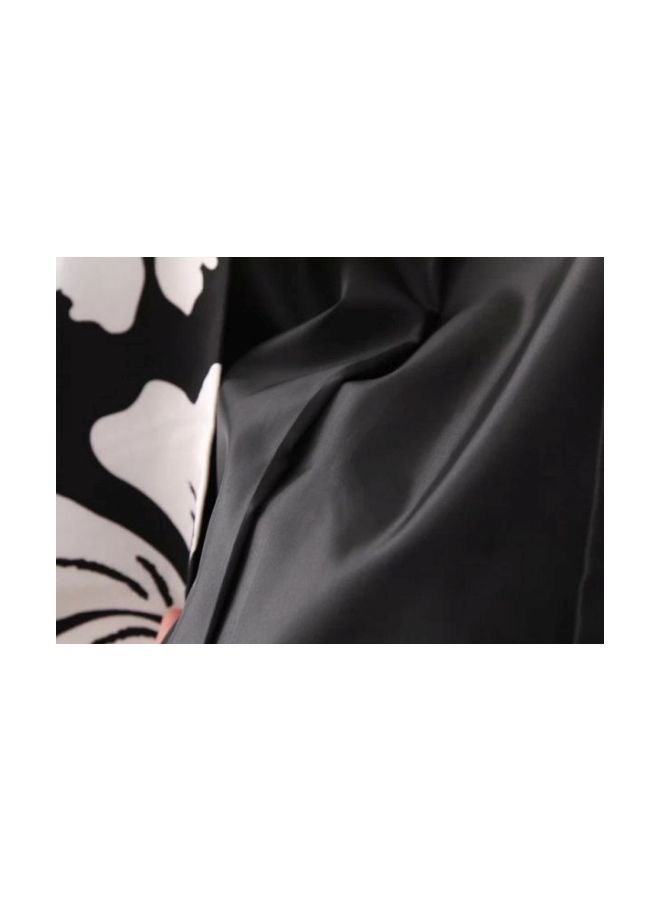 بليزر بأكمام طويلة ومزين بطبعة أسود/ أبيض - Image 4